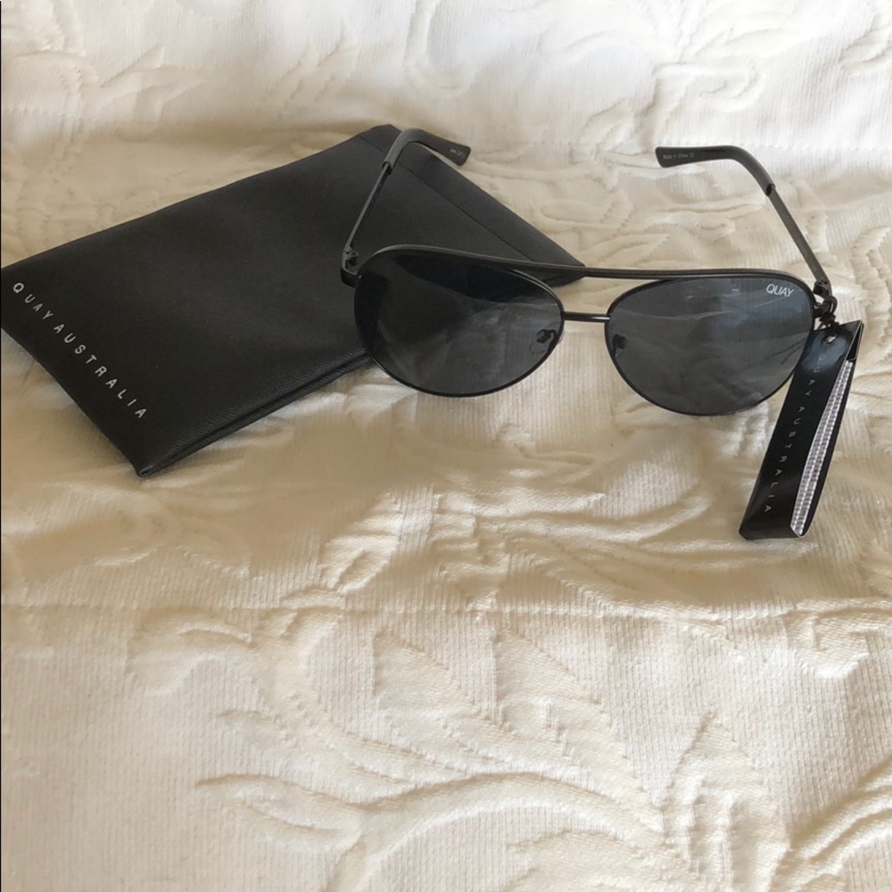 Quay Australia Vivienne sunglasses
